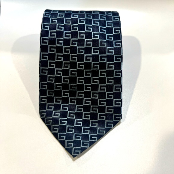 Vintage GUCCI TIE - Picture 1 of 5